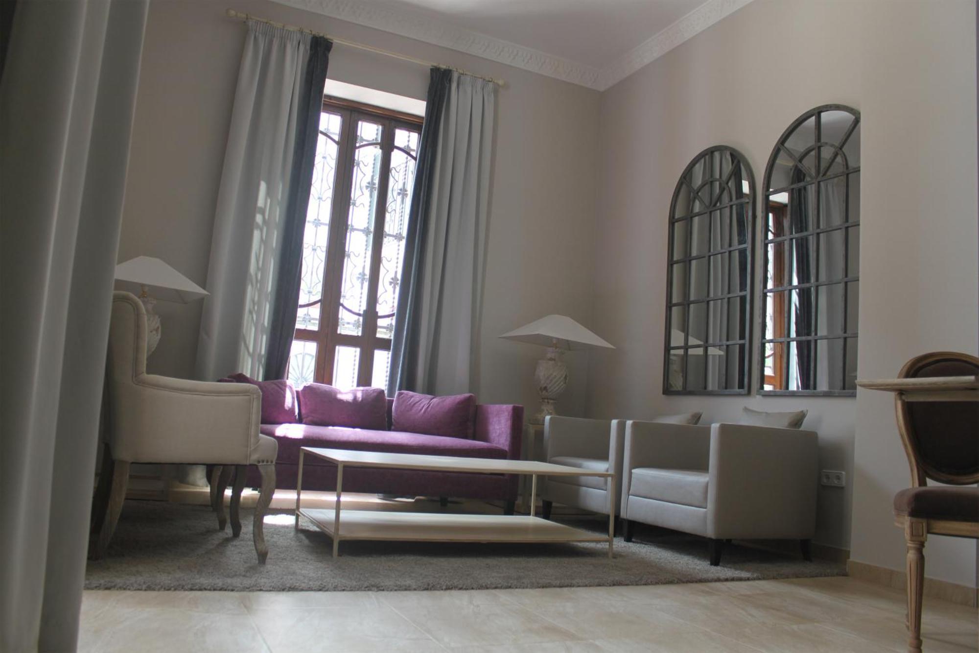 Hotel Villa Maria Cabra Ngoại thất bức ảnh